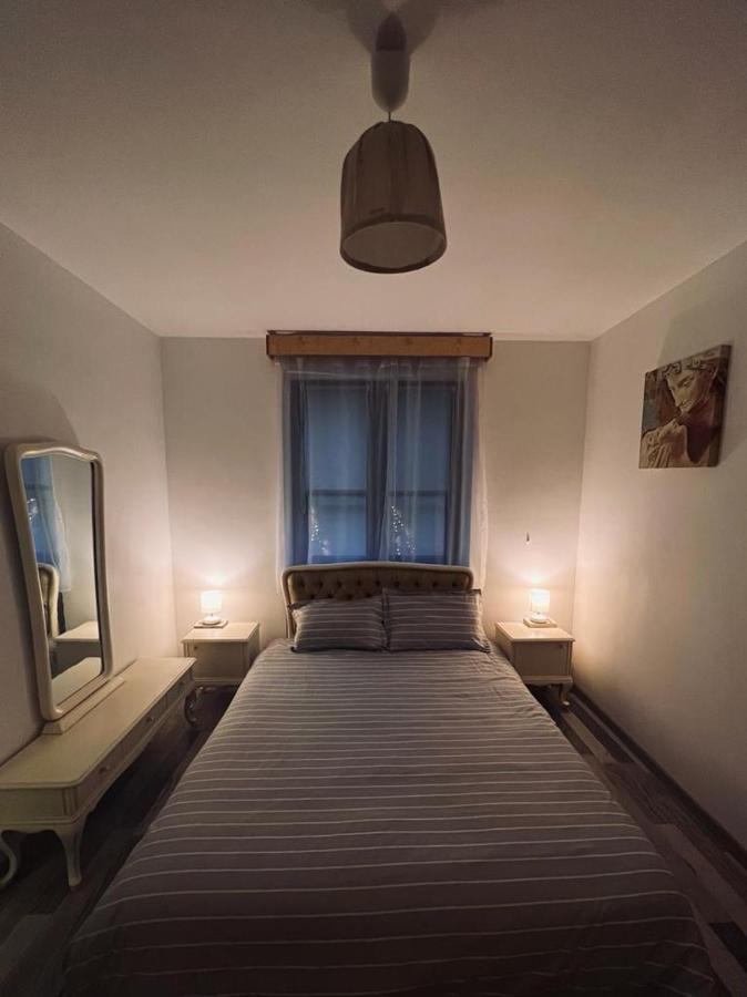 Apartament Aretta Braşov Exterior foto